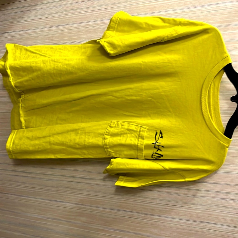 Medium Salt Life pocket tshirt worn once